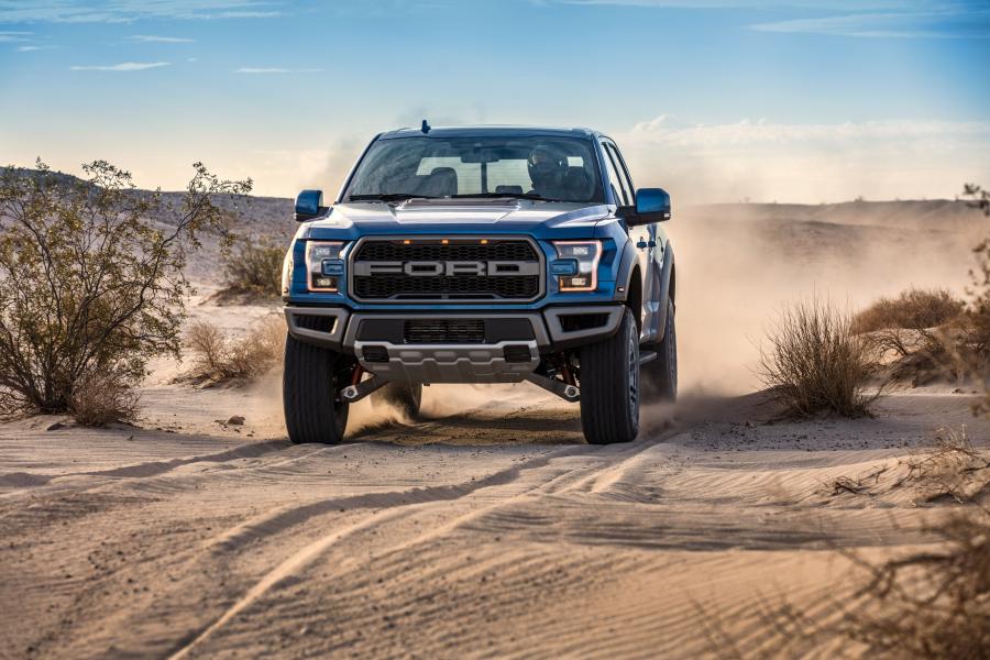  Ford F-150 Raptor SuperCrew 2018 года  (фото 15 из 20)